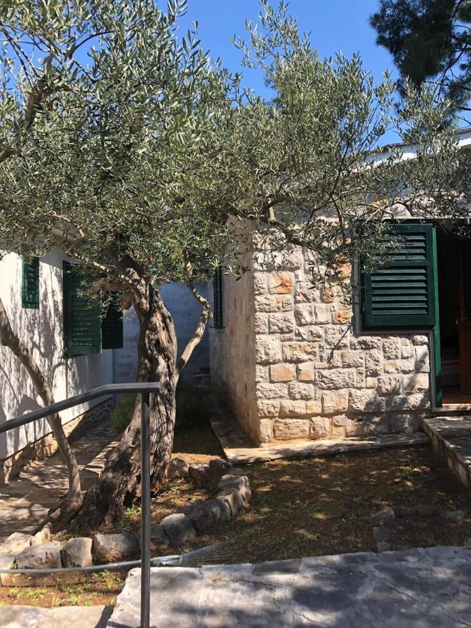Holiday Home Pavarotti Supetar Exterior foto