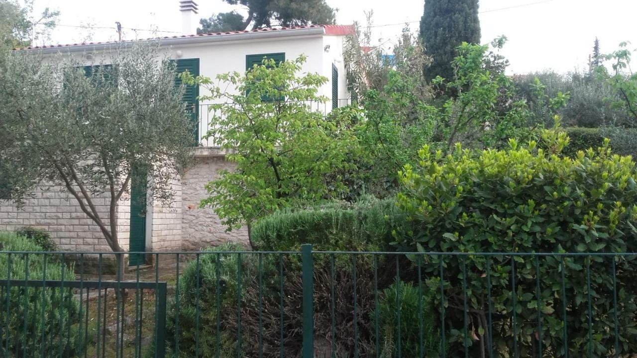 Holiday Home Pavarotti Supetar Exterior foto